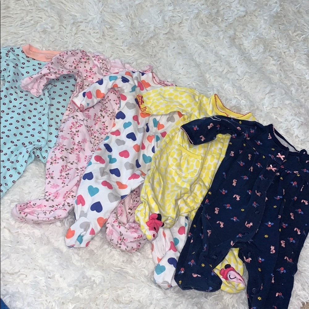 5 Sleepy Onsies